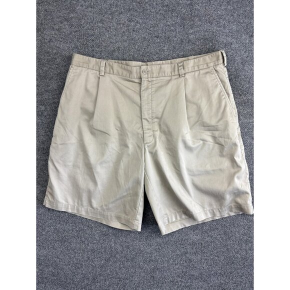 Nike Chino Shorts Men 40 Khaki Pleated Front Stretch Casual Golf Classic Pockets - Picture 1 of 7